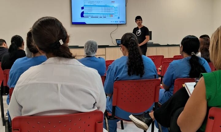 treinamento-orienta-colaboradores-do-hmsa-sobre-abertura-correta-de-chamados-e-fluxo-de-aquisicoes